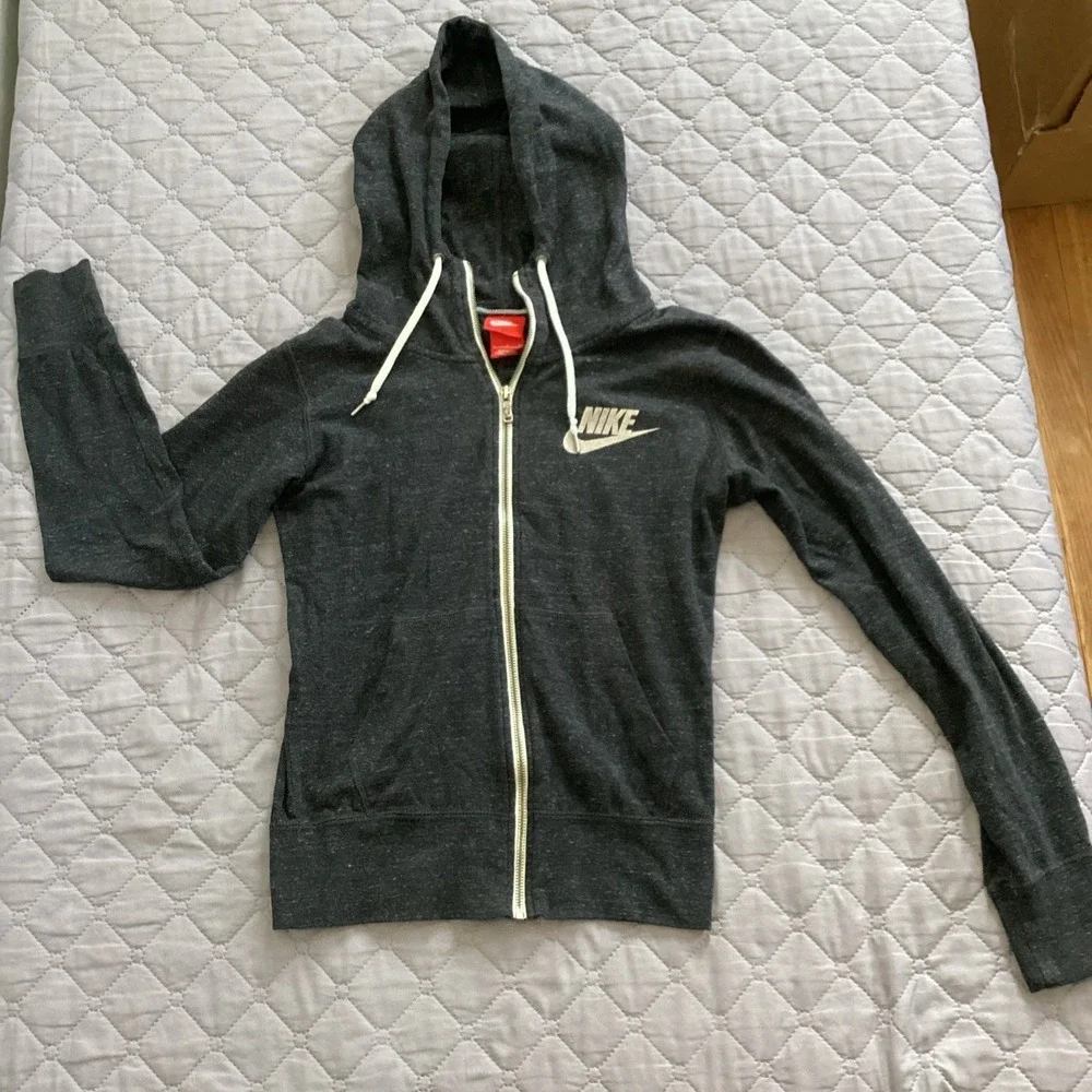 NIKE Grey Zip Up‎ Vintage SWEATJACKET Size Small